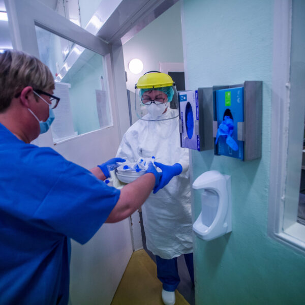 Baranyában csupán 12 új megbetegedést regisztráltak, országosan 578-at