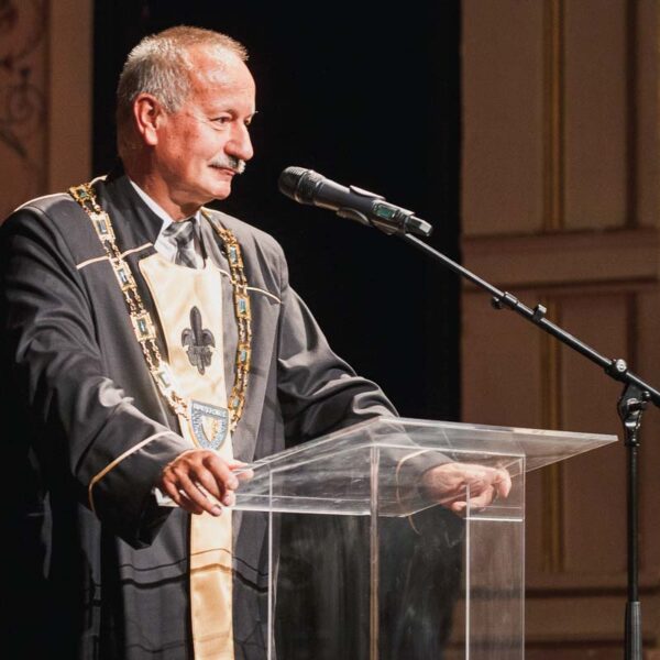 Miseta Attila: Jól menedzselte a kormány az ismeretlen helyzetet