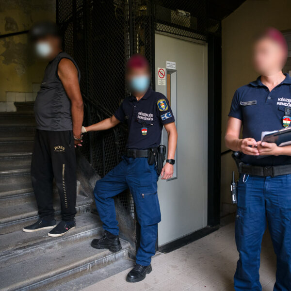 Összehangolt akcióval számolták fel a baranyai drogbandát