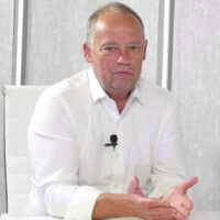 cropped-Szanyi-.jpg