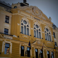 cropped-Városháza-vig-5.jpg