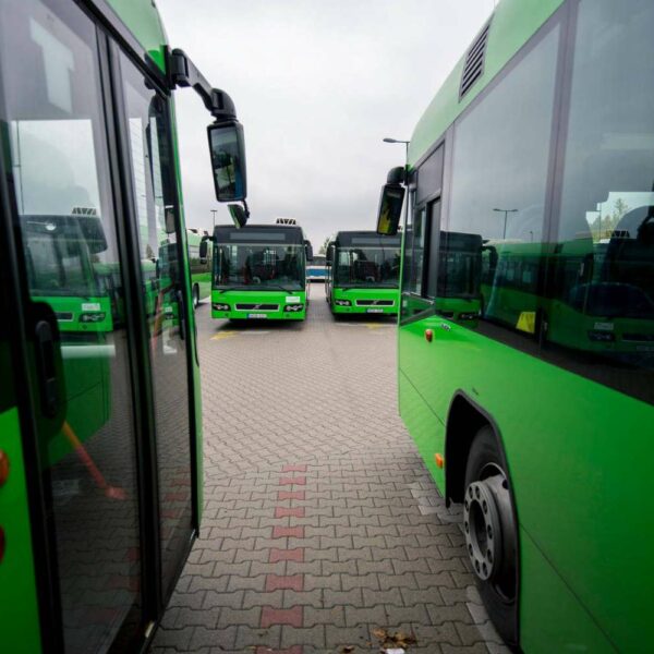 Buszokat adtak el Pécsett, de titkolják, hogy kinek és mennyiért!