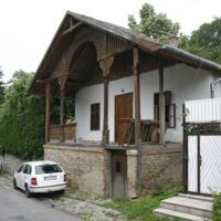 Holló dűlő