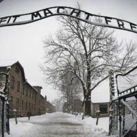 auschwitz-1024×640