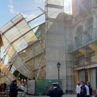 cropped-Aranyhajó-állvány2.jpg