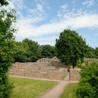 Átadták a felújított Új templom turistapihenõt a mecseki J