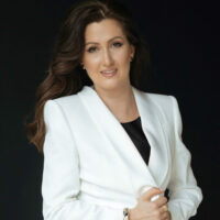 Hidvégi_Krisztina