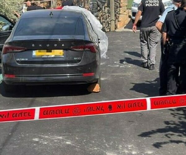 A nyílt utcán lőttek agyon egy miniszteri főtanácsadót
