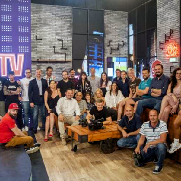 Megszűnik a Pesti TV – Huth Gergely szerint a „Fidesz nem ért a médiához”!