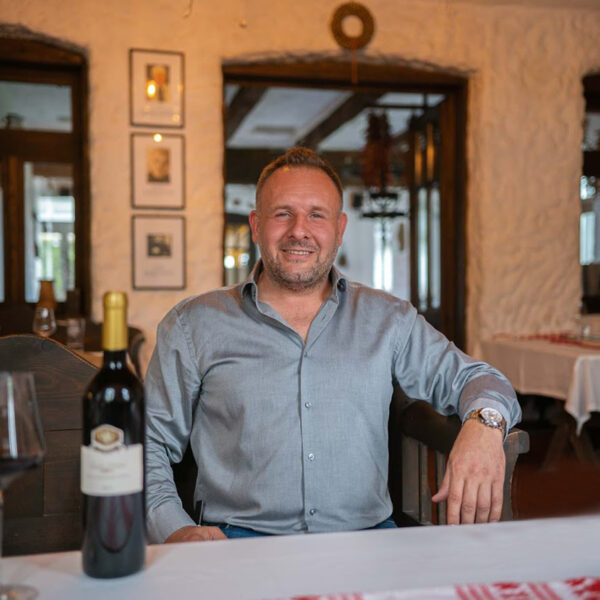 Kovács Gábor, a Tenkes Csárda tulajdonosa kapta az Év Vendéglőse díjat