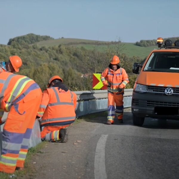 Először a baranyai „halálúton” telepítettek motorosbarát szalagkorlátot