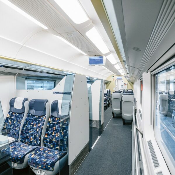 Több kocsival járnak az IC-k Budapest és Pécs között