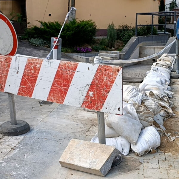Végre! Elkészült a Tettye-patak víznyelője a Vince utcában!
