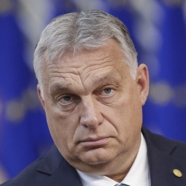 Felszólította Magyarország miniszterelnöke Zelenszkij elnököt, hogy „azonnal nyissa újra a Barátság kőolajvezetéket!”