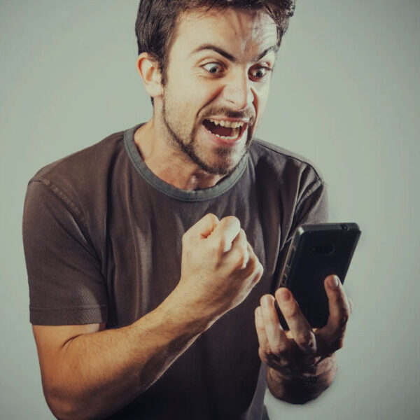 Pécsen is leáll az egyik legnagyobb cég telefonos szolgáltatása