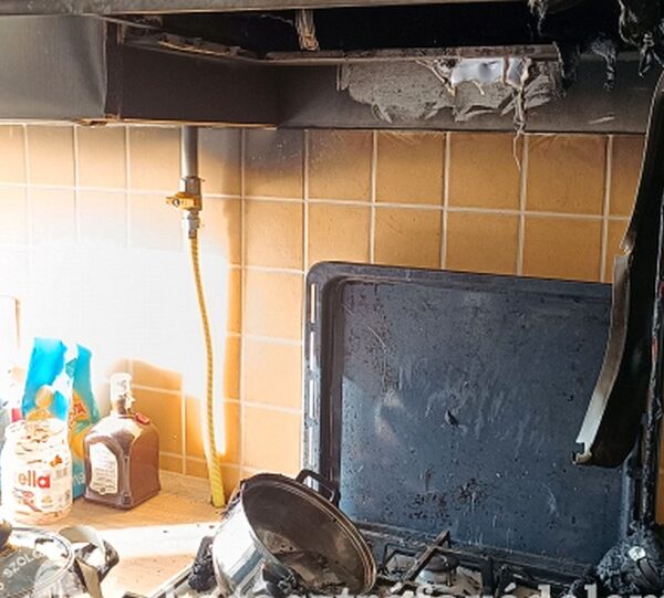 Háztűzben szenvedett égési sérüléseket egy ember Mohácson