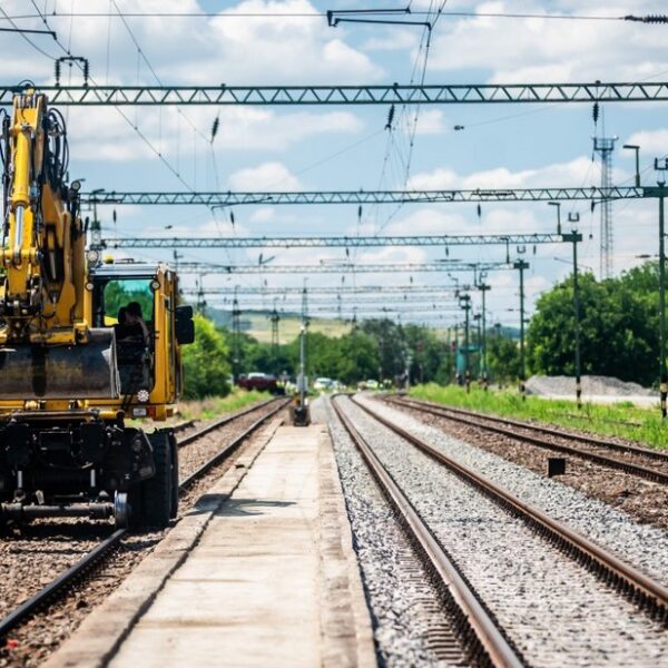 Már nem kell buszra szállni, befejezték a pécsi vasútvonal karbantartását