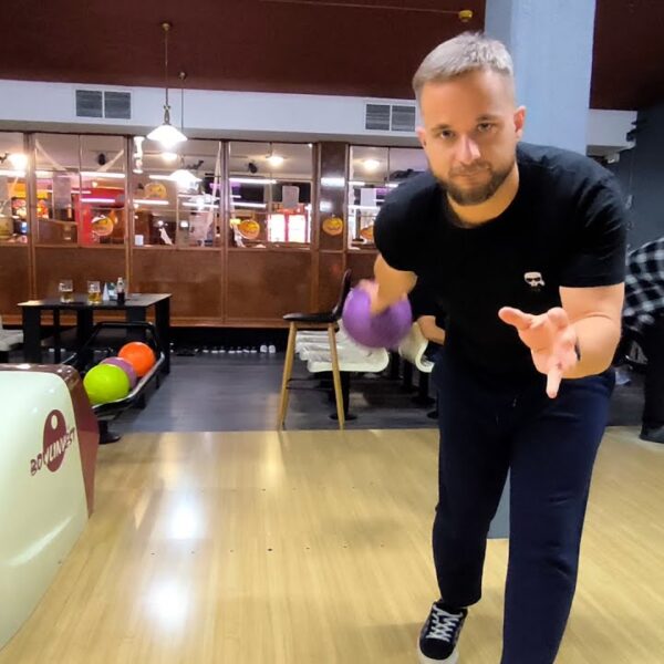 33 éve nyílt az első bowlingpálya Pécsen