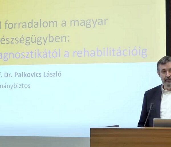 A mesterséges intelligenciáról tartott előadást Pécsen Palkovics László exminiszter