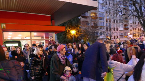 1600 kisgyereket lepett meg a kertvárosi Mikulás Pécsen