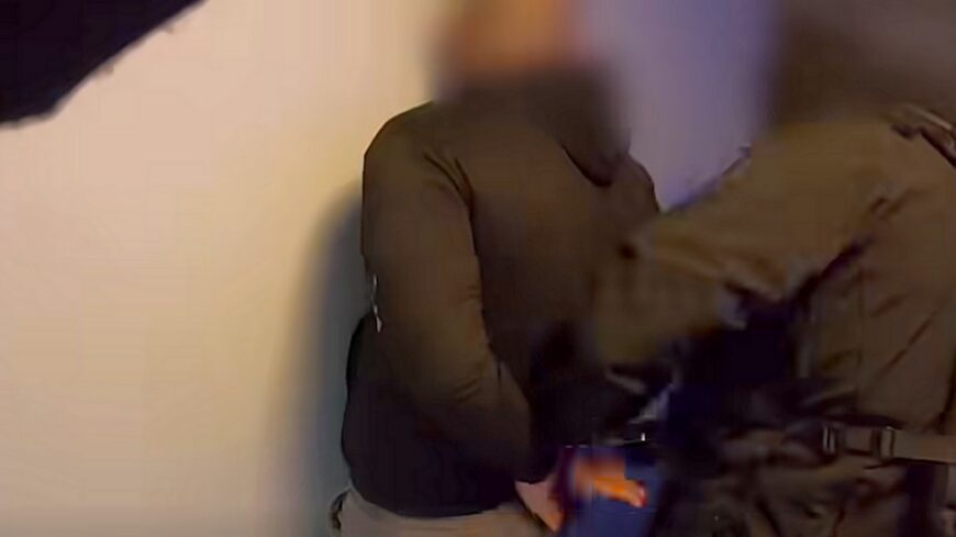 bujkáló_agresszor_kommandósok_elfogás_1000