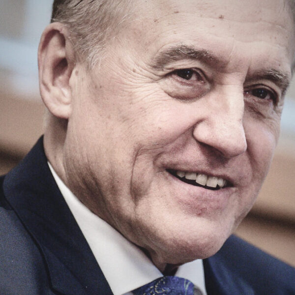 Egymásnak esett Cziráki Attila szívgyógyász és a pécsi önkormányzati lap főszerkesztője