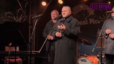 Felgyújt a negyedik adventi gyertya