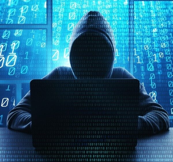 Az interneten bátorított öngyilkosságra egy siklósi férfi