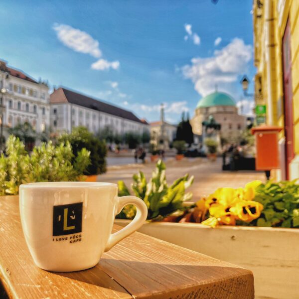 Különleges kávéélmény az I Love Pécs Caféban, havi filter esemény indul