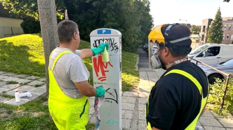 Évente tízmillió forintba kerül a falfirkák eltüntetése a pécsi közterületekről