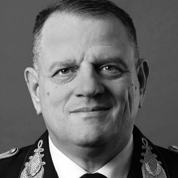 54 éves korában elhunyt Gulyás Zsolt, Baranya egykori rendőrfőkapitánya