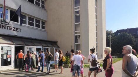 Beázik a Lánc utcai rendelőintézet, halaszthatatlan a tető felújítása