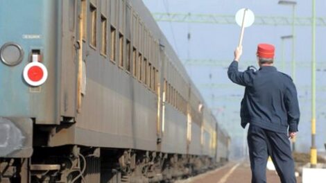 MÁV: Avartűz miatt késnek a vonatok, sőt pótlóbuszokat is bevetettek a pécsi fővonalon