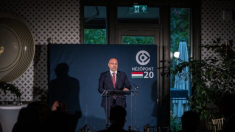 Hihetetlen, de igaz: visszatér a Nézőpont Intézet, ami a leginkább benézte a választásokat