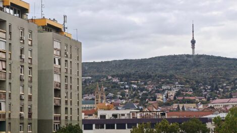 Naposütéses napokkal indul, majd enyhe borultsággal folytatódik a hét Pécsen